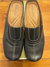 Naturalizer Black Leather Slip-On Comfort Mules