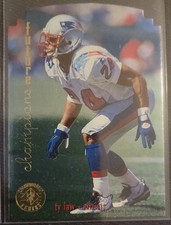 1995 SP Championship Series - Future Champions Ty Law #30 Die-Cut (RC)