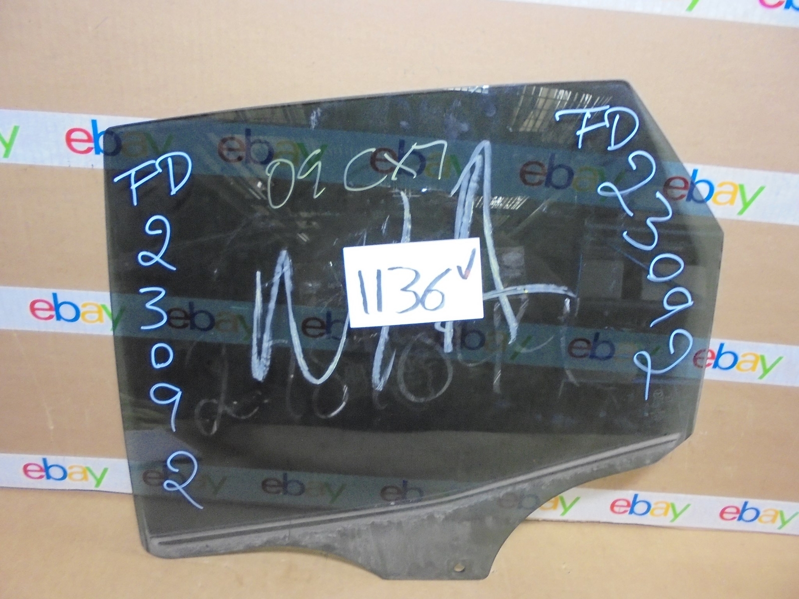 07 - 12 MAZDA CX7 REAR DRIVER Side Door Glass USED 1136-V