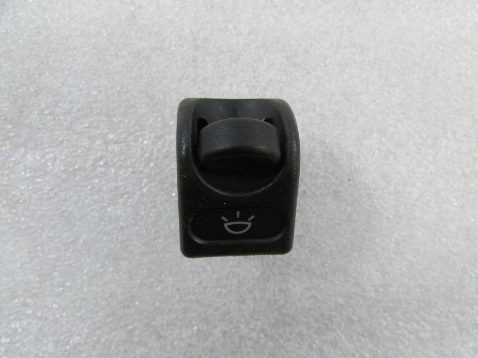Ferrari 456, Interior Dome Light Switch, Used, P/N 180688