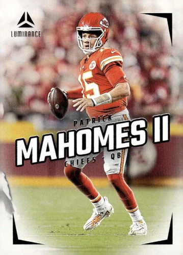 2024 Panini Luminance Patrick Mahomes II #32