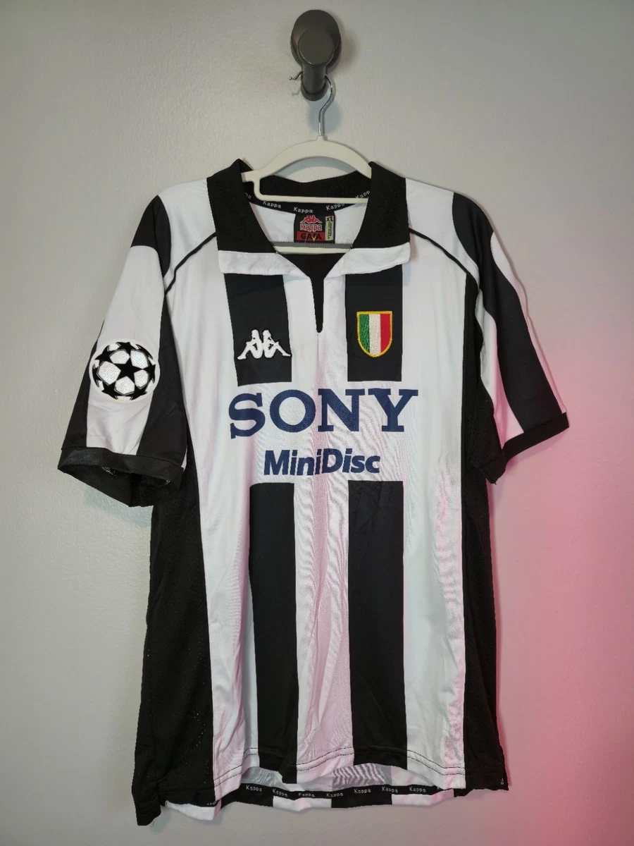 Juventus Kappa In International Club Soccer Fan Apparel