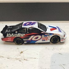 Scalextric C2375 Pontiac Grand Prix Valvoline NASCAR 1:32 Scale - Johnny Benson