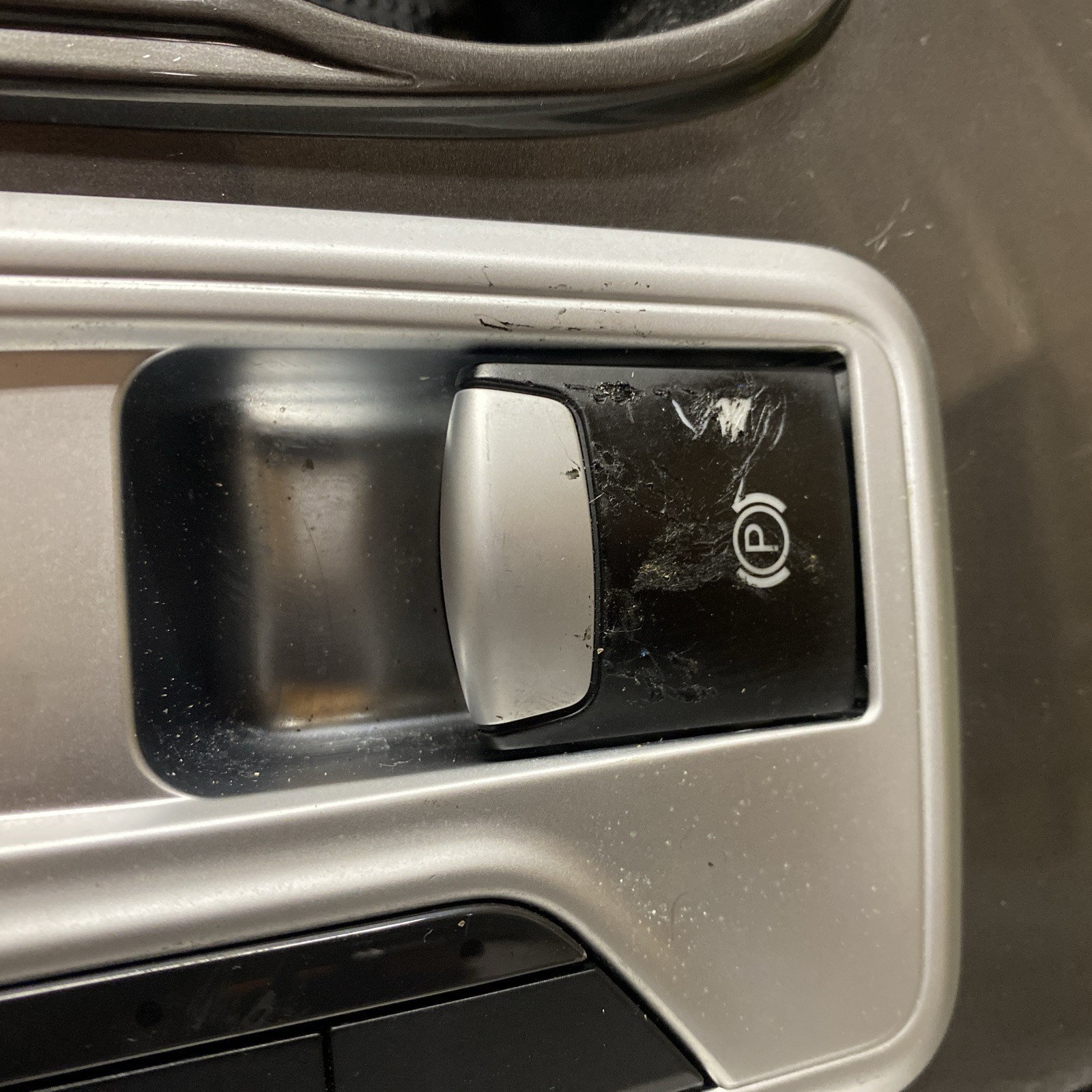 Maserati Ghibli 2014-2017 Center console molding