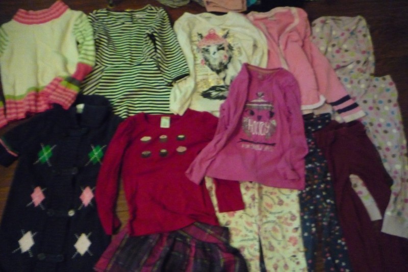 14 pc lot of Girls size 5 fall/winter clothes, brand names