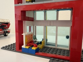LEGO CITY Fire Department Lot--Includes Fire Station (60004) +More Sets