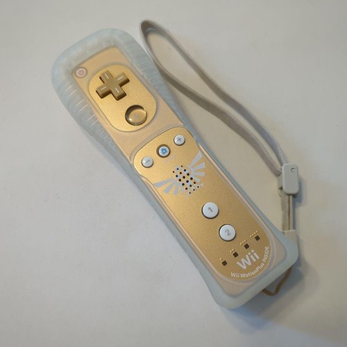 Wii Remote Legend of ZELDA SKYWARD Special Edition Gold Controller Tested Ninten - Picture 2 of 9