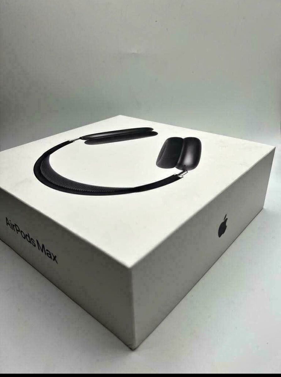 Apple AirPods Max Wireless Over-Ear Headset - Space Gray Apple AirPods Max Wireless Over-Ear Headset - Space Gray