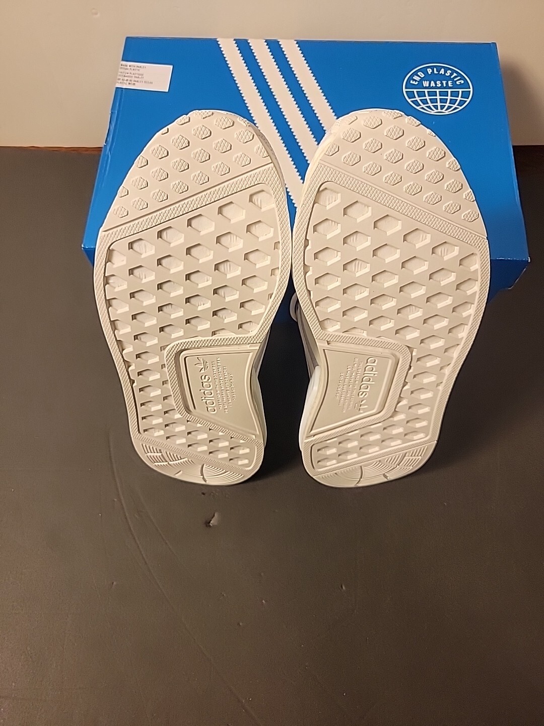 ADIDAS ORIGINALS NMD_R1 PRIMEBLUE W GX8313 CASUAL SNEAKERS WOMEN'S 7.5 WHITE NIB image 9