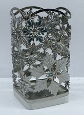 BATH  BODY WORKS GLITTERY SILVER BLUE SNOWFLAKES GENTLE SOAP HOLDER SLEEVE NEW