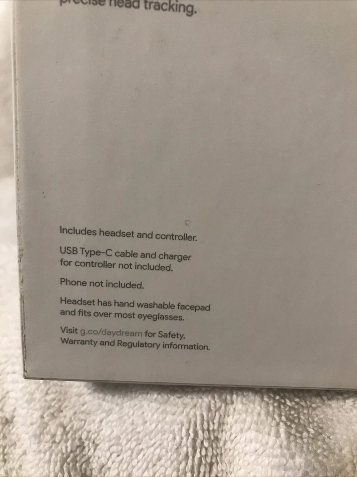 Google Daydream View VR Headset Grey Slate Smartphone Virtual Reality Controller - Image 3 of 4