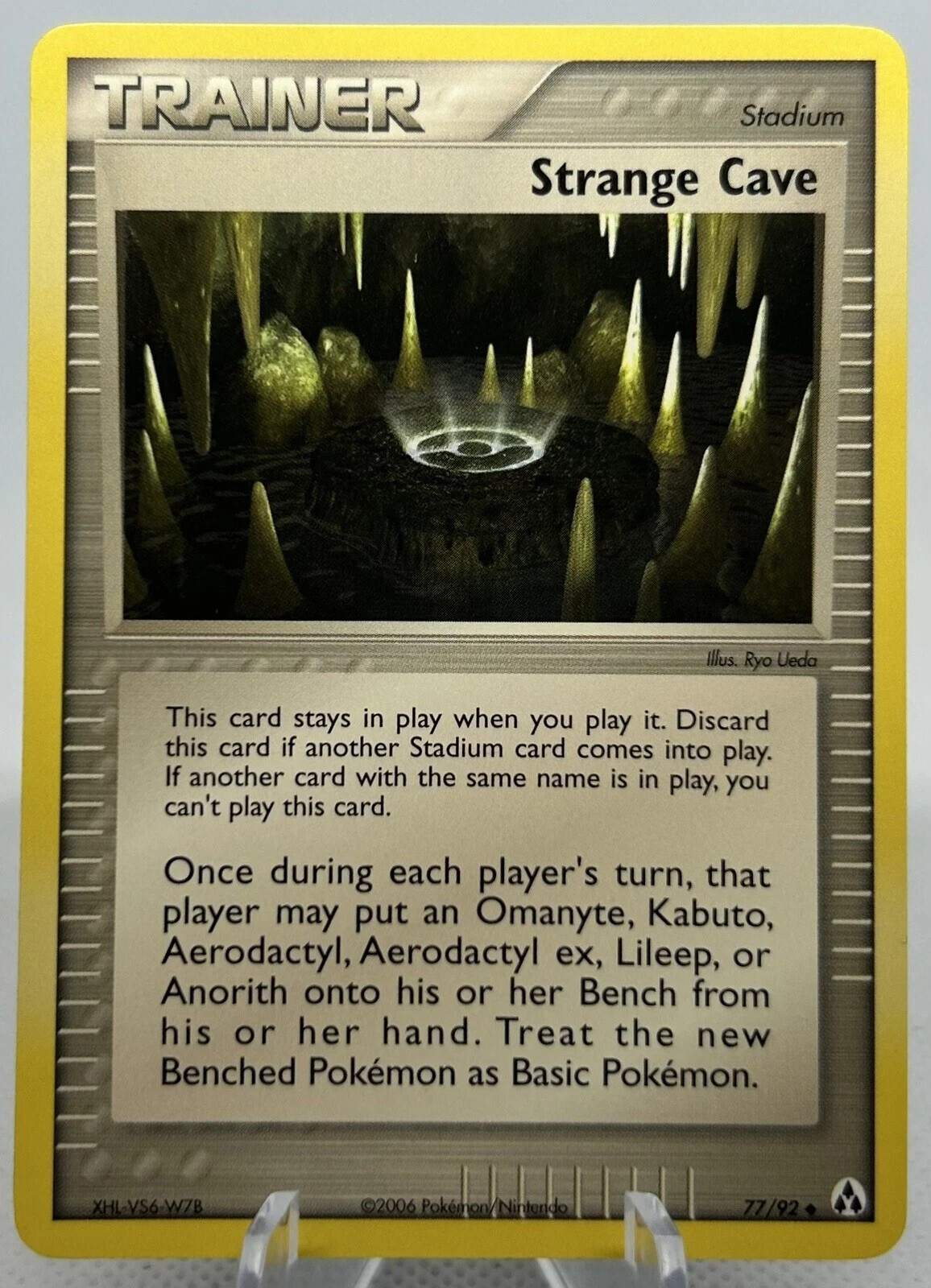 Strange Cave 77/92 EX Legend Maker Pokémon NM