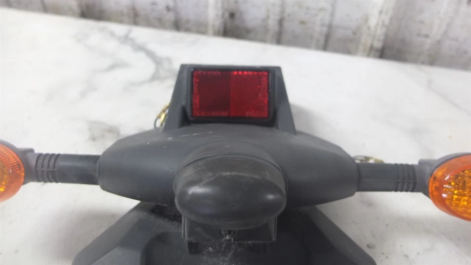 15 luces de placa de guardabarros traseras Hyosung GT250 GT 250 R  Foto 3 de 4