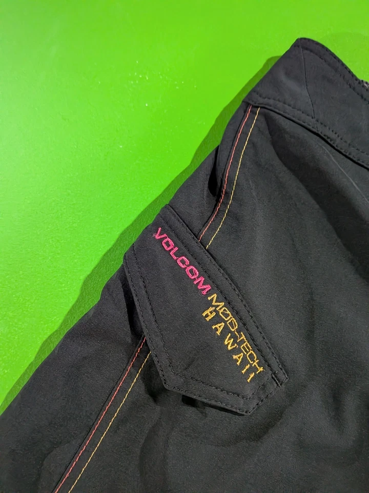 Volcom Hawaii Mod-Tech Men’s Board Shorts Stretch Cinch Fly Black Size 30 Swim  - Image 4 of 4