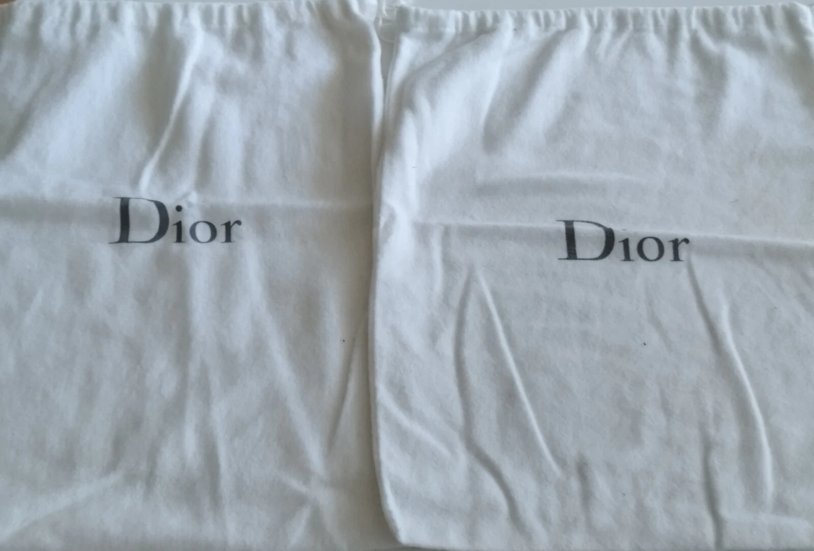 Sac à poussière DIOR pour chaussures cordes à dessin naturelles neuf 40 x 29 cm