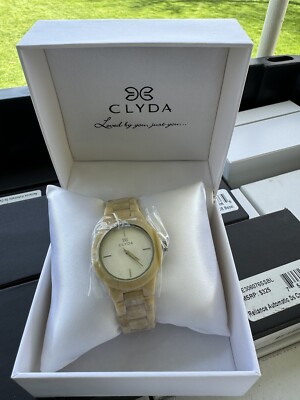 Clyda Women s watch