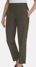 NEW Kirkland Signature Women's 4 Way Stretch Ankle Pant Size Small
