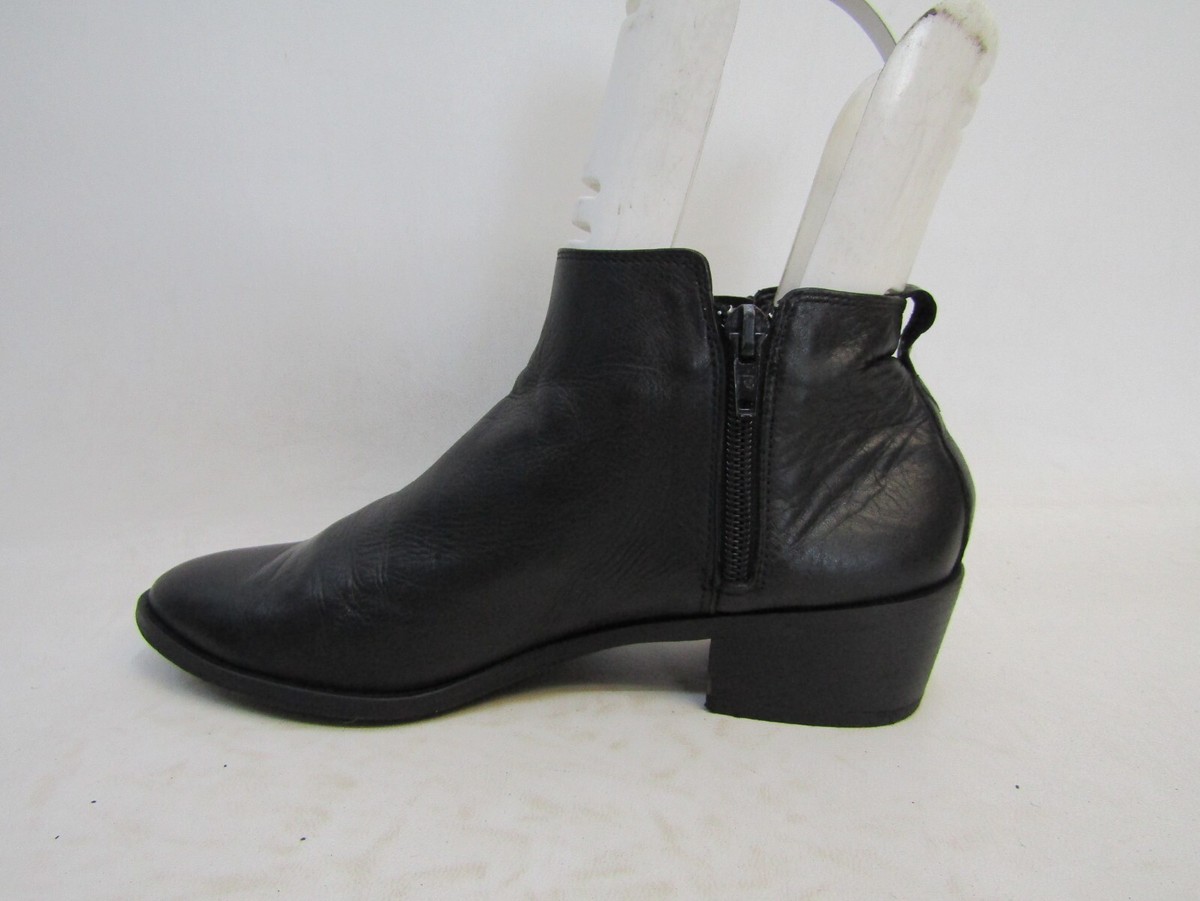 ALDO Womens Size 7.5 M Black Leather Zip Ankle Fashion Boots  display picture 1