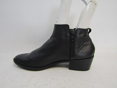 ALDO Womens Size 7.5 M Black Leather Zip Ankle Fashion Boots  display picture 3