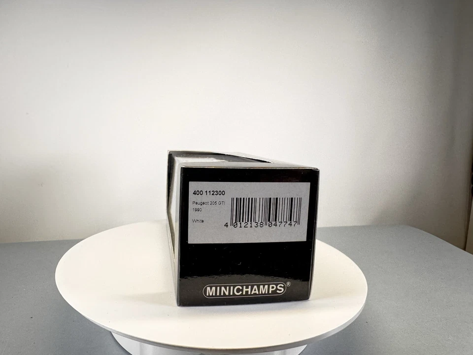 Peugeot 205 Gti 1990 Blanco MINICHAMPS 1:43  Foto 3 de 4