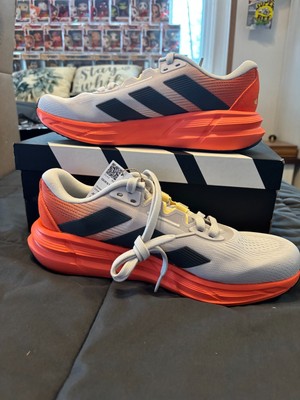 Size 10 - Adidas Questar 3 Dash Grey Semi Impact Orange