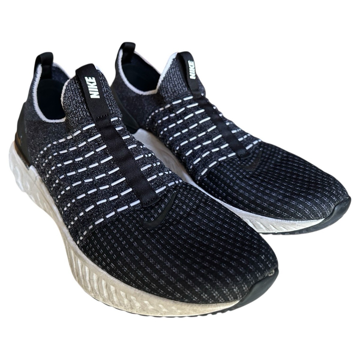 Nike React Phantom Run Flyknit 2 Black Oreo Sneakers CJ0277-003 Mens Size 7 Nike React Phantom Run Flyknit 2 Oreo (CJ0277-003) Men main image 2