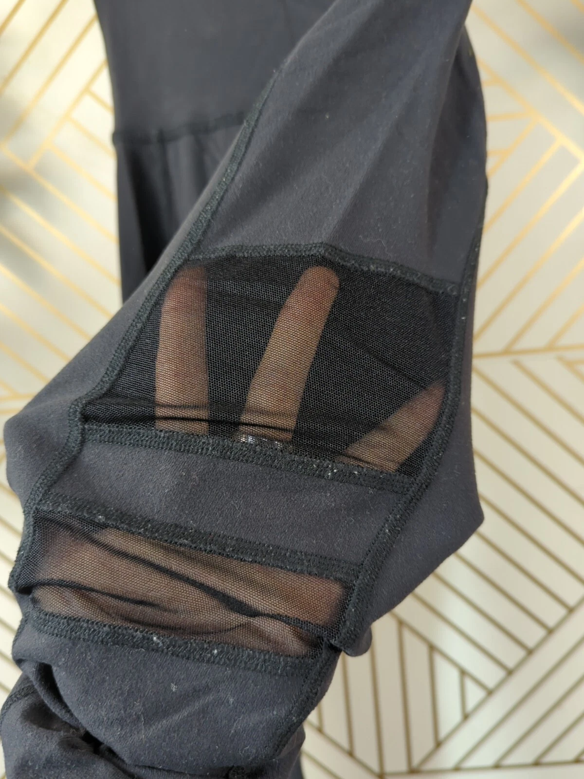 beyond-yoga high rise mesh panel side leggings