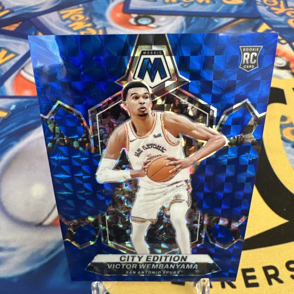23-24 Mosaic Victor Wembanyama City Edition Blue Prizm /199