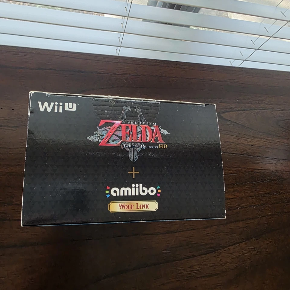 Legend Of Zelda Twilight Princess Wii U с Amiibo Wolf Link в комплекте в коробке - Изображение 3 из 4