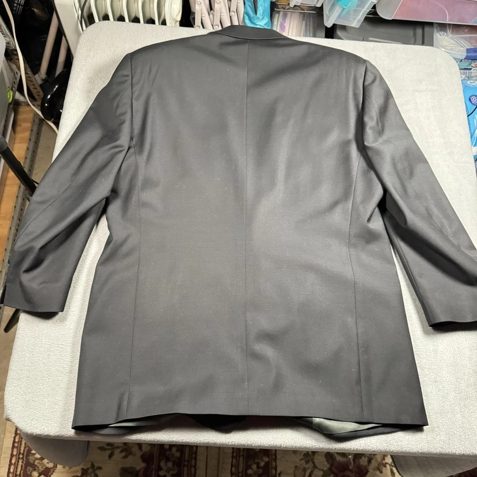 Chaqueta Esmoquin Ermenegildo Zegna Para Hombre Solapa Pico Negra Hecha en Italia Super 100s Foto 3 de 4