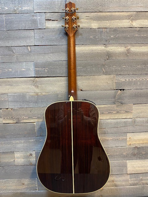 TAKAMINE DREADNAUGHT TF360SBG GUITAR TRADESMAN SERIES 2009, ONE