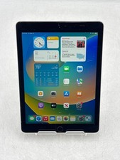 Apple iPad 5th Gen A1822 32GB Space Gray WiFi Cracked Screen