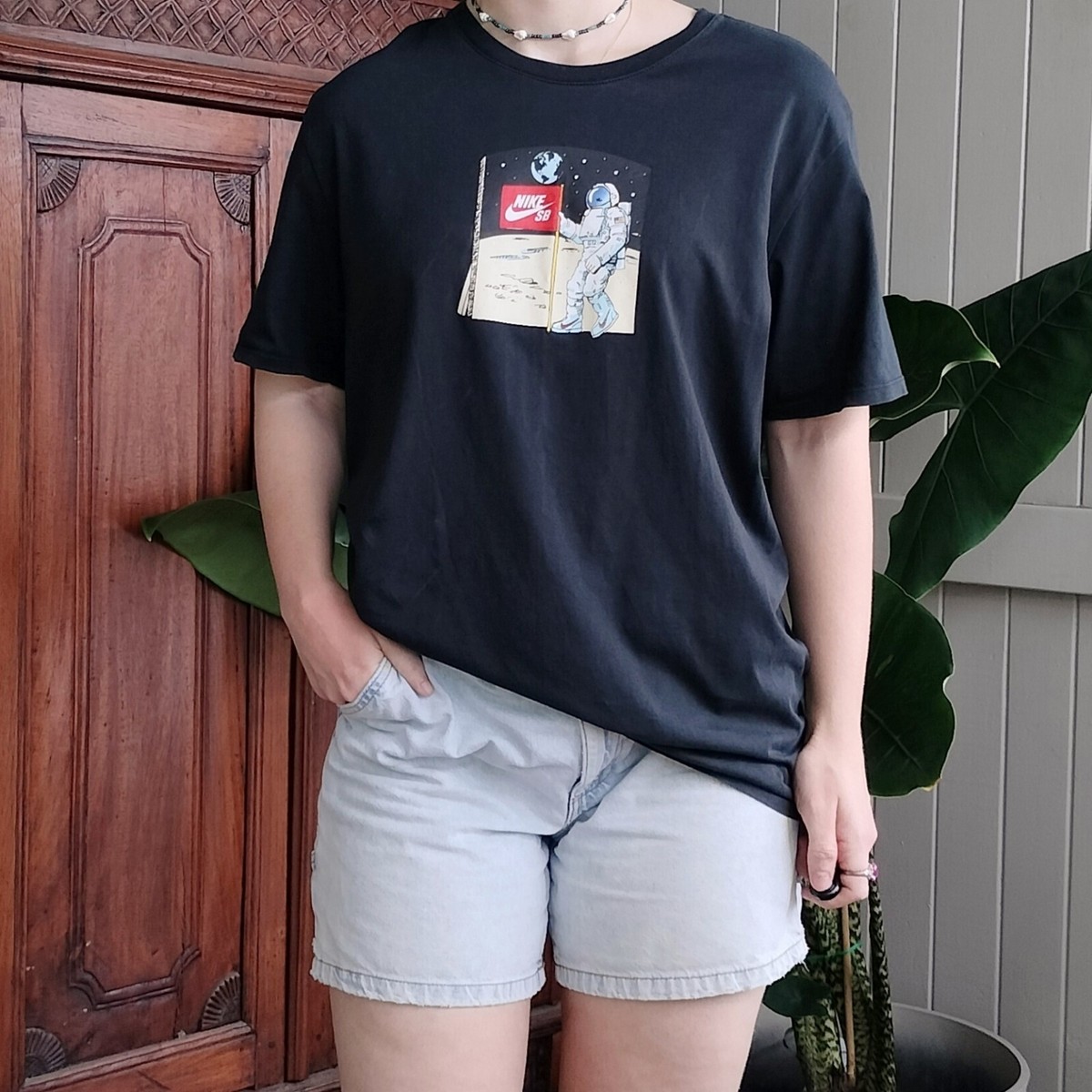 nike sb astronaut shirt