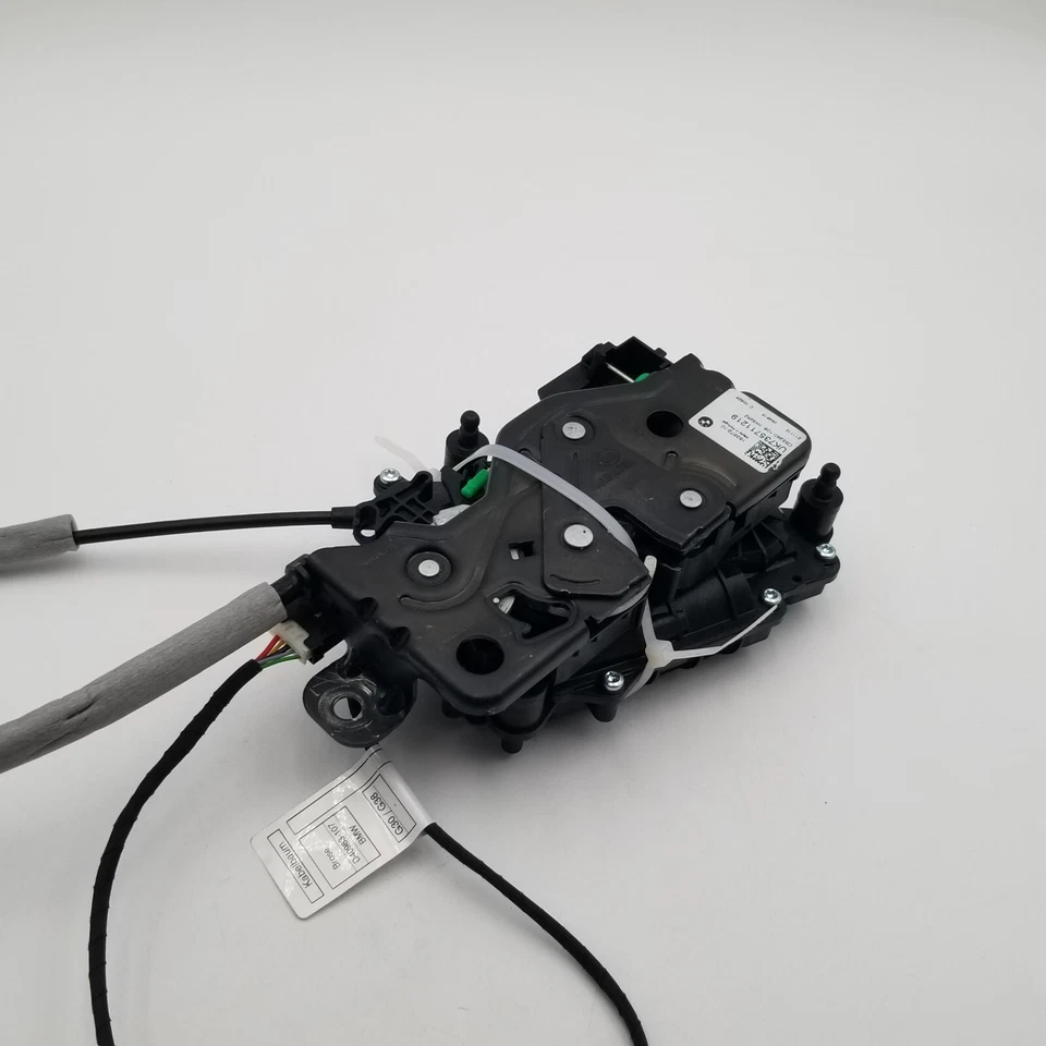 2018 - 2024 BMW X3 X4M X4 F98 G02 Rear Trunk Latch Lock Actuator Motor Assembly - Image 4 of 4