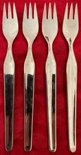 Oxford Hall Stainless Korea - RADIANT Pattern - SET OF 5 COCKTAIL FORKS