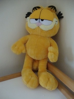 GARFIELD PLUSH LARGE 45CMS/18