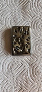 Zippo Voronoi Emblem Design. Benzinfeuerzeug.