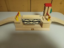 Brio wooden Railway Lifting Bridge 33357  Ascending Track Very Good Condition