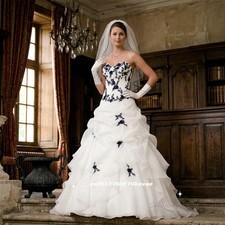 Ruched Black And White Wedding Dress Sleeveless Sweetheart Lace Appliques Gothic