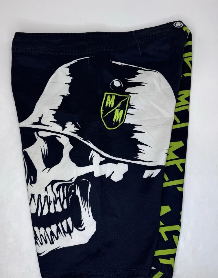 Pantalones cortos de natación Mulisha de metal negros con logotipo de calavera de neón talla 36 Foto 3 de 4
