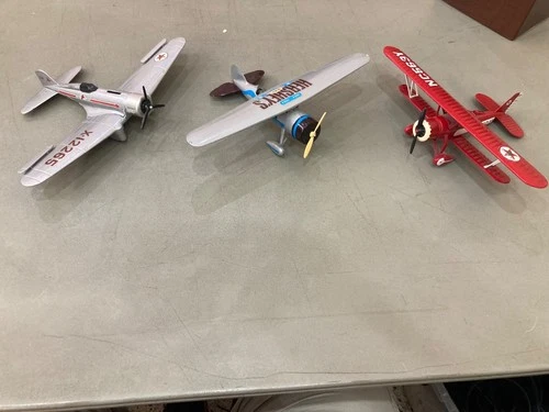 LOT OF 3 VINTAGE ENTL METAL PLANE BANKS             
