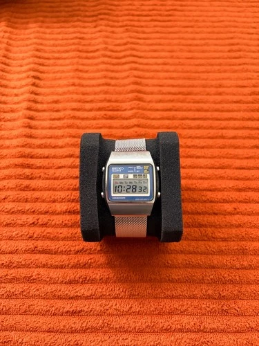 Seiko 129-5000 vintage digital LCD chronograph from 1978/79