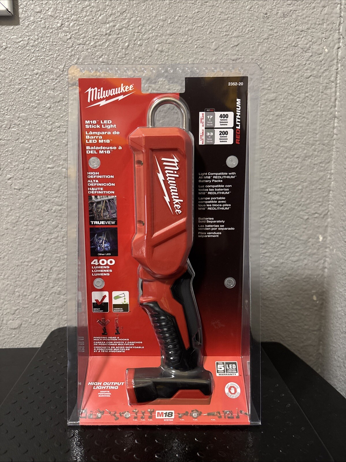 Milwaukee 2352-20 M18 18V Led Stick Light - Bare Tool