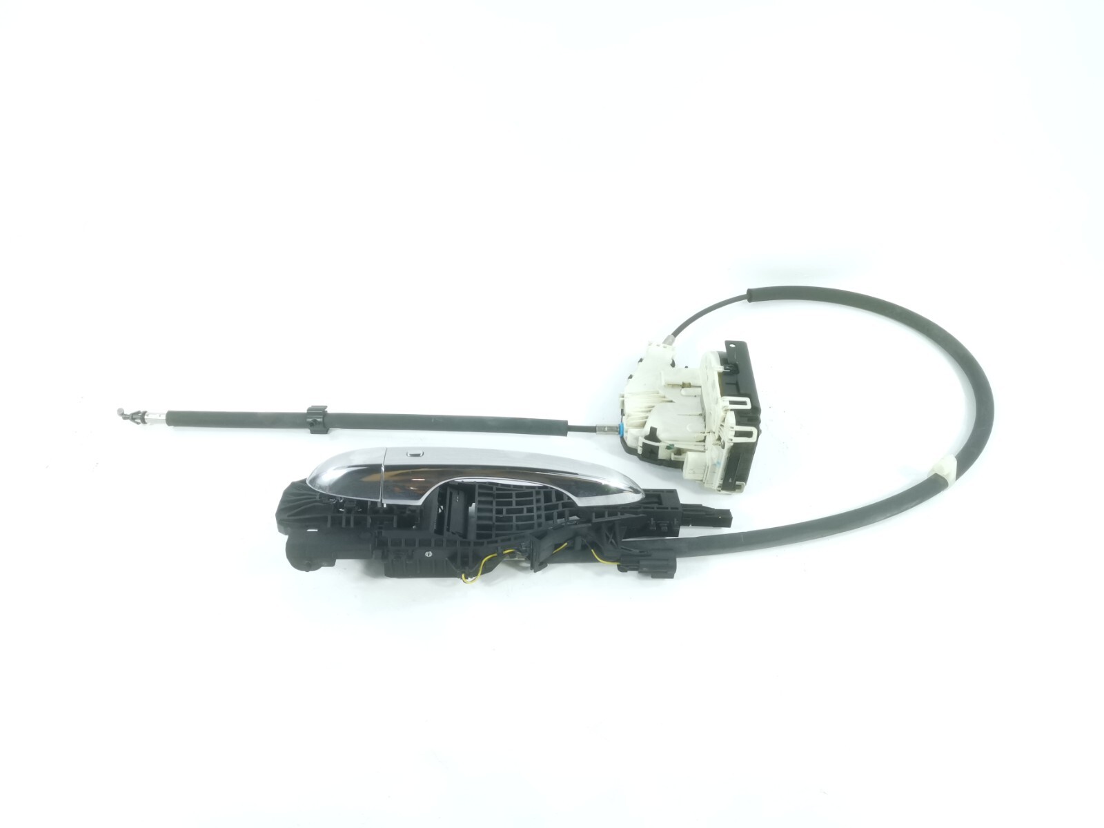 17-20 MASERATI Levante FRONT RIGHT PASSENGER DOOR HANDLE ACTUATOR LOCK 670101181
