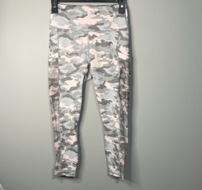 Fabletics Mila Pocket Pink And Gray Camo Capri Leggings Size Small NEW