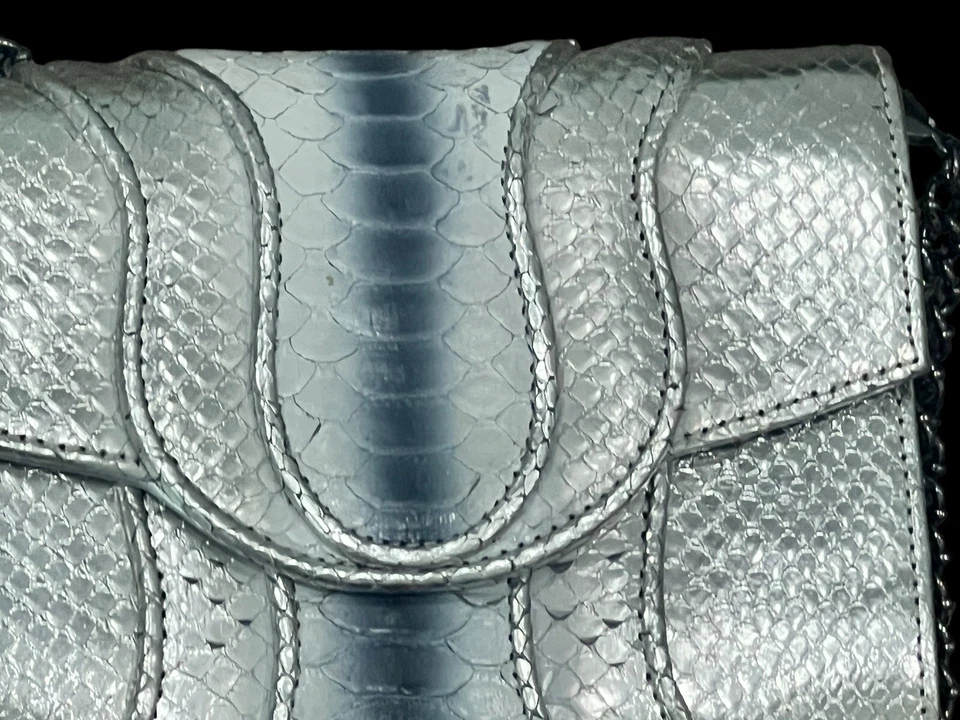 Bolsa tiracolo corrente prata píton e pele de cobra Khirma Eliazov NY Herzog - Imagem 3 de 4