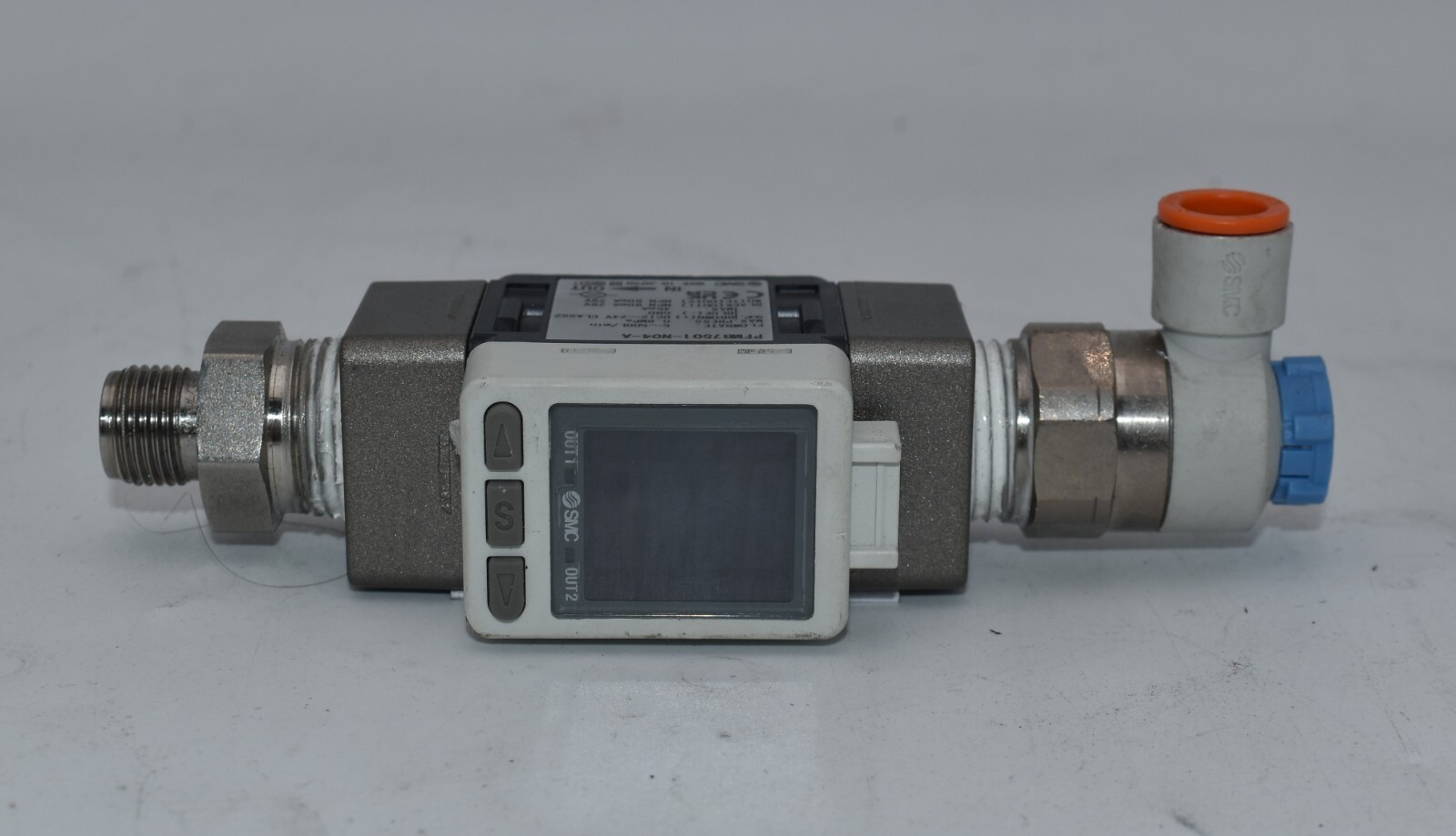 SMC Digital Air Flow Switch PFMB7501-N04-A With Integrated Display & Fittings