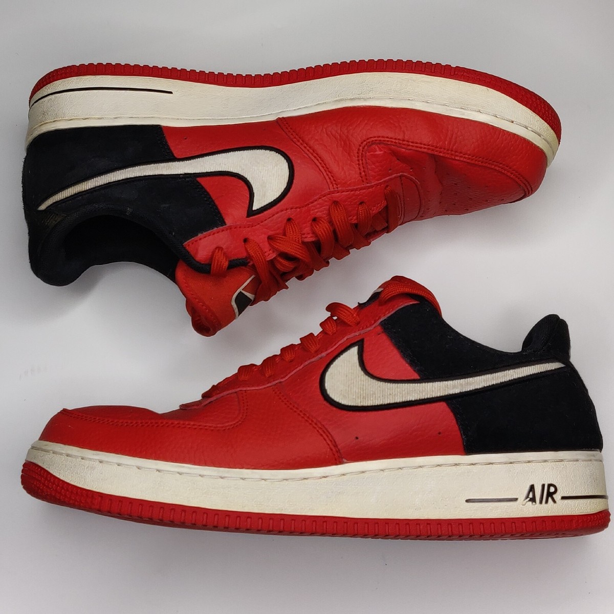 NIKE AIR FORCE 1 One 