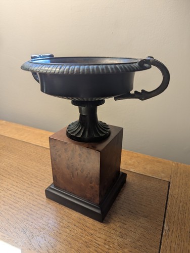 Vintage Unique Neo-Classic Metal Urn 7.5” Tall Tazza-Italian Style Faux burlwood