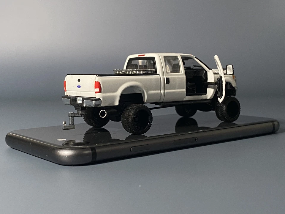 1/64 Customized/Lifted FORD F250 F-250 Super Duty Diecast Pickup Truck toy model - Image 4 of 4
